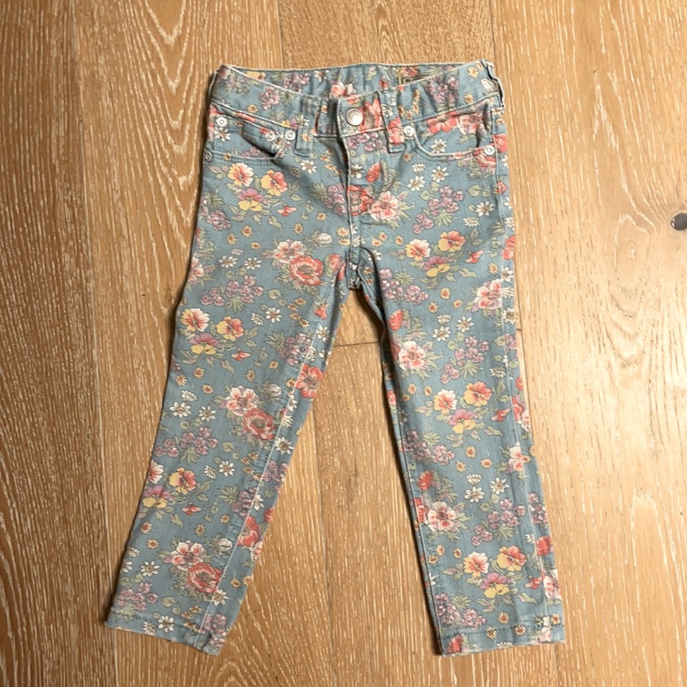 Never worn Ralph Lauren toddler floral skinny jeans in 4t